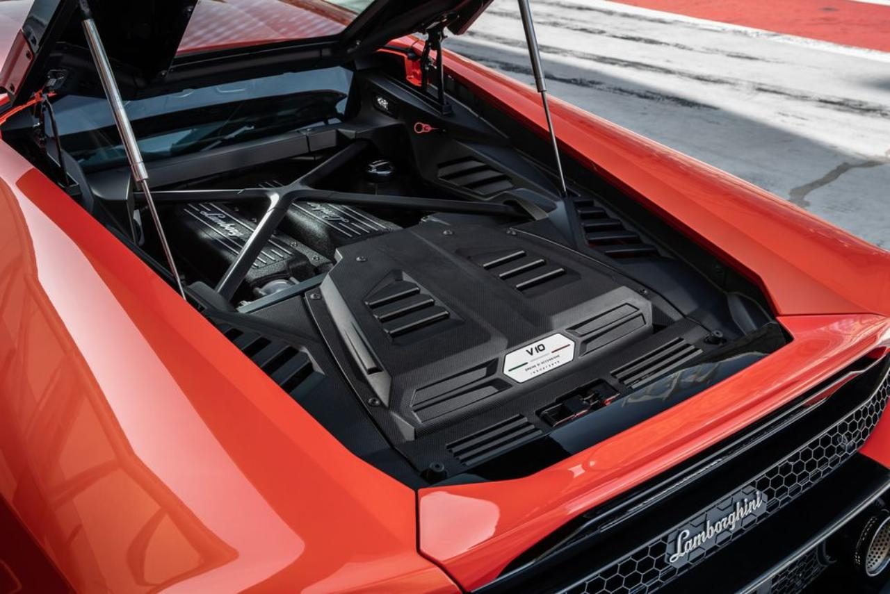 2020-lamborghini-huracan-evo-127-1576595877