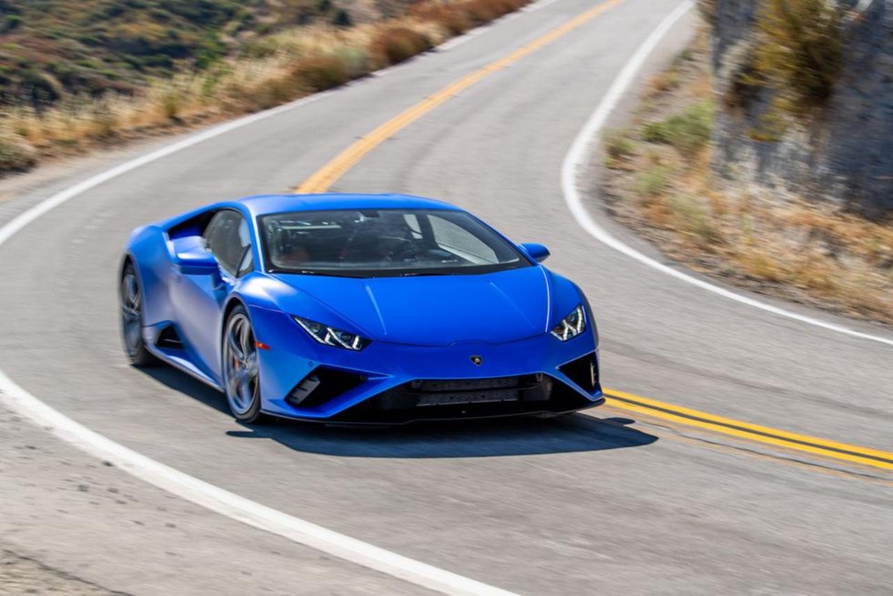 2020-lamborghini-huracan-evo-rwd-108-1599740185